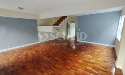 Casa com 3 quartos e 2 vagas para locação no Jardim Prudência