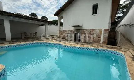 CASA TÉRREA NO JARDIM MARAJORA -  3 DORMS - 3 SUÍTES - 6 VAGAS - PISCINA