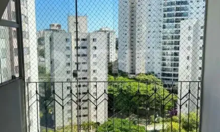 Apto à venda 2 dorm 1 vaga, varanda integrada com a sala e Lazer completo