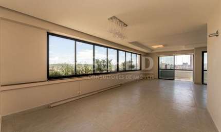 Apartamento tipo para venda com 3 quartos, sendo 1 suíte, 3 vagas, 180m²