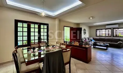 Casa à venda no campo belo - 3 suítes-3 vagas-5 banheiros- at 248m2 au 219m2