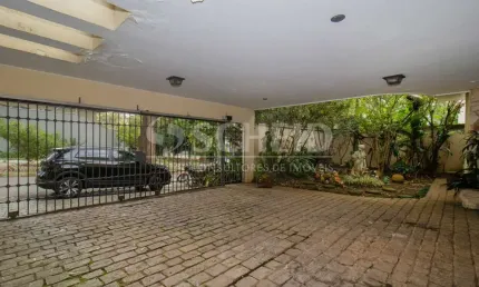 Jardim Marajoara Casa Térrea em topografia alta e arborizada Jardim Marajoara !
