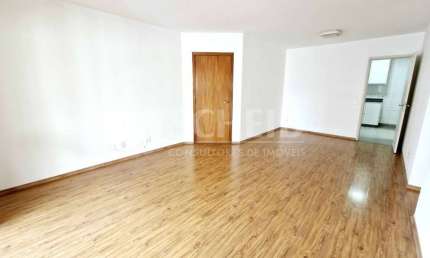 Apartamento á Venda no Brooklin com 129m², 4 quartos sendo 2 suítes, 3 vagas.