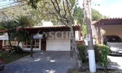 Casa a venda  ,em  condomínio fechado, próximo colégio santa maria .