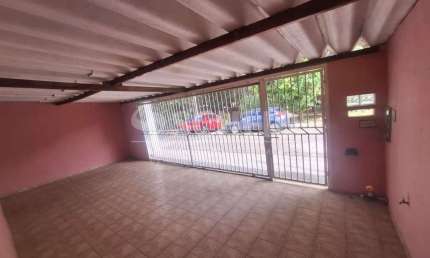 Casa térrea à venda, 3 quartos e 3 vagas - Jd Marajoara - SP