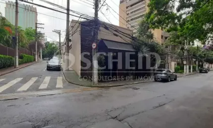 Casa Comercial para Locação no  Itaim Bibi  472m² - 10 vagas -  5 Banheiros