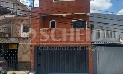 Casa à venda com 04 dormitórios e 05 vagas no Parque Jabaquara