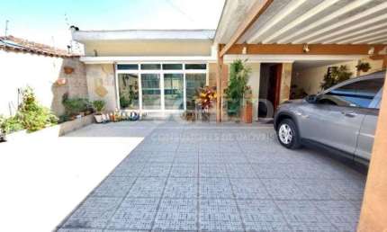 Casa com 3 quartos à venda na Rua Gregório Ferreira, --, Pedreira, São Paulo