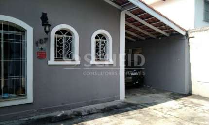 Sobrado com 4 Quartos e 3 banheiros à Venda, 180 m²