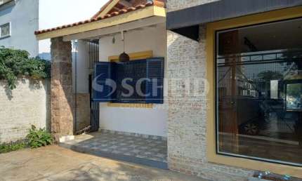 Casa terrea locação, 3 dormitórios, 2 banheiros, 4 vagas, Chácara Santo Antonio