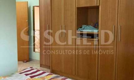 Sobrado para locação de 200,00m² útil, com 5 quartos na Saúde.