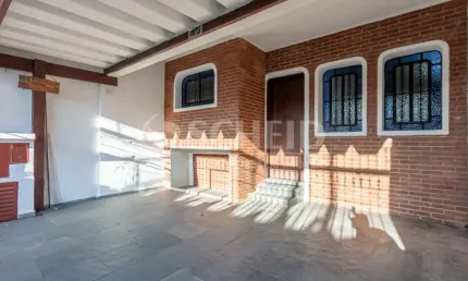 Casa de vila para venda com 4 quartos, sendo 1 suíte, 151m²