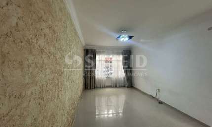 Sobrado de 144 m² com 03 dormitórios (1 suíte), 2 vagas no jardim consórcio.