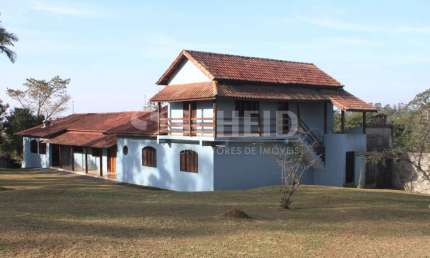Chácara à Venda em Embu-Guaçu! Terreno com 10.968,75 m² e 456m² construido!
