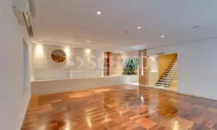Casa Alto Padrão no Brooklin Novo  4 Dorms com Piscina!