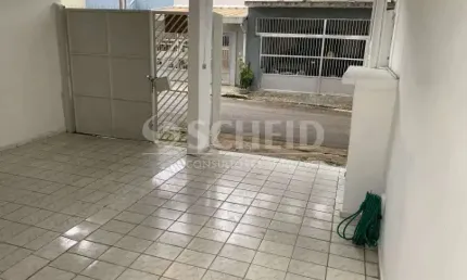 Casa 65m² no Jardim Marajoara, com 2 quartos e 1 casa nos fundos.