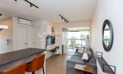 Apartamento Reformado no Cidade Monções ? Conforto e Modernidade