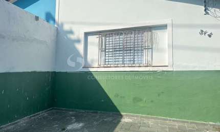 Casa terrea para locacao , 01 quarto , 01 banheiro , 01 vaga e quintal
