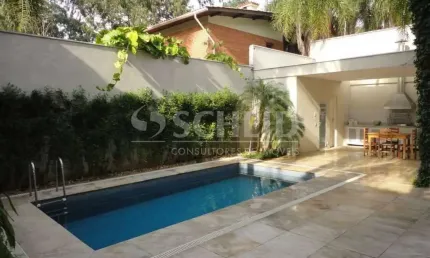 Casa à venda com com 4 dormitórios no Jardim marajoara.