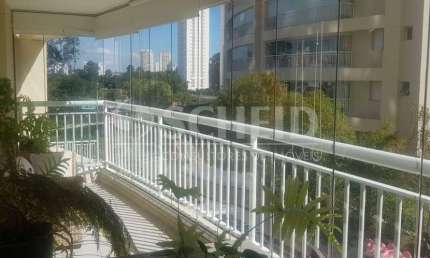 Apartamento de 107m² no Jardim Marajoara com Varanda Gourmet, sendo 2 suítes e 2 vagas