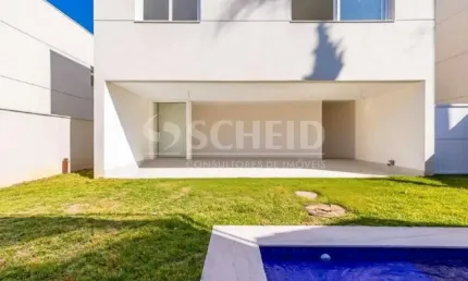 Casa em condomínio e rua fechada, próximo ao verde !