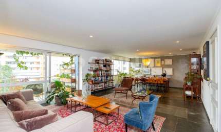 Exclusividade e Sofisticação na Vila Andrade  222m² Vista para o Verde