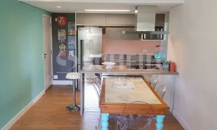 Venda Apartamento com 3 dormitórios, suíte, cozinha americana, varanda, condomínio clube, 02 vagas!!