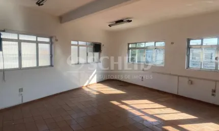 Ótima Oportunidade de Locação na região do socorro! Salão Superior com Espaço Amplo.