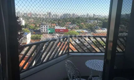 3 quartos 1 suite , sala com sacada, cozinha americana,  bairro vila alexandria