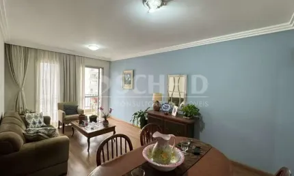 Apartamento reformado para locação no condomínio forest hills com 3 dt e duas vagas 82m2