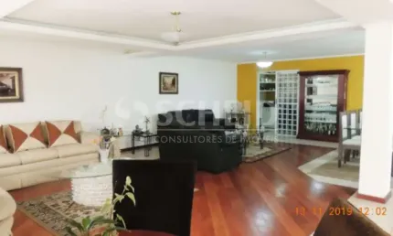 Casa à venda com 04 suítes  e 04 vagas no Alto da Boa Vista