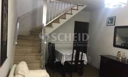 Sobrado 138 mts, 3 dorms, 2 vagas de garagem (necessita Reforma)