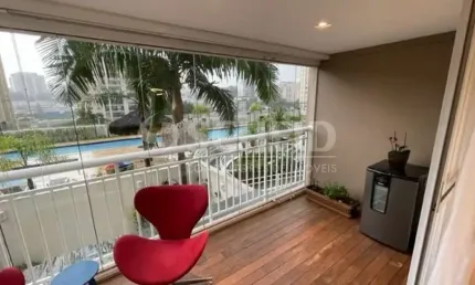 Apartamento à venda 110m², 3 quartos, 1 suíte e 2 vagas na vila santa catarina.