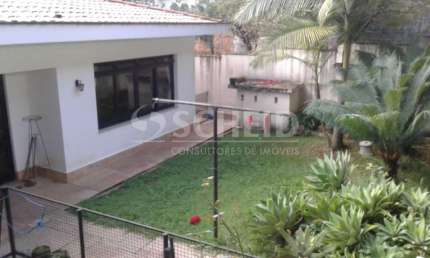 Casa Térrea no Campo Belo - Rua Bernardino de Campos S.P