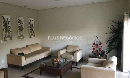 Sobrado de Luxo no Condomínio Granja Olga - R$1,8 Mi  Desfrute do Melhor em Conforto e Exclusividad