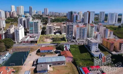 Terreno à venda na Rua Carlos Eugenio de Siqueira Salerno, Parque Campolim, Sorocaba
