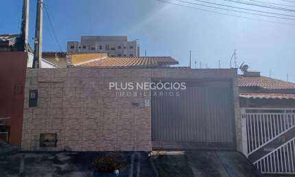 Casa com 3 dorms à venda no Jardim Piazza Di Roma II, Zona Oeste de Sorocaba.