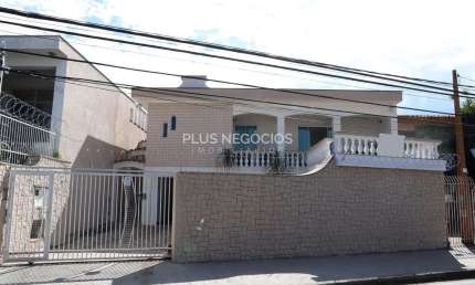 Casa Espetacular no Jardim Santa Rosália, Sorocaba: 3 Dormitórios, 2 Suítes, Área Ampla e Churrasqu