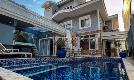 Casa de Condomínio com 4 dorms, Condomínio Granja Olga II, Sorocaba - R$ 2.65 mi, Cod: 219375
