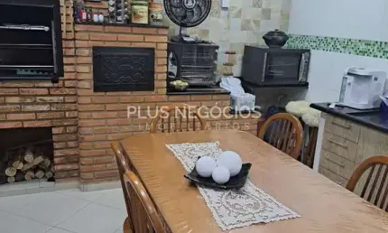 Sobrado à Venda na Zona Norte, Vila Netinho, Sorocaba, SP – Excelente Localização Próximo à Av. JJ