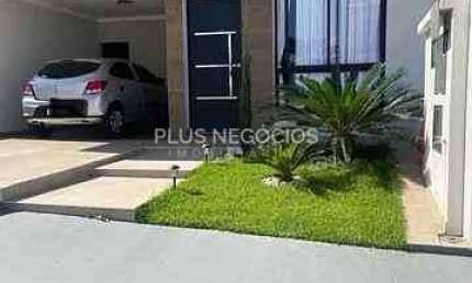 Casa à venda - Casa Espaçosa e Confortável no Condomínio Residencial Villagio Wanel: Venha Conhecer