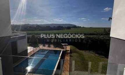 Casa para venda e locação, Refúgio de Luxo no Condomínio Lago Azul Golf Clube: Seu Novo Endereço Ex