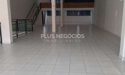 Destaque seu Negócio: Salão Comercial Reformado c/ Mezanino e 3 Banheiros na Zona Norte de Sorocaba