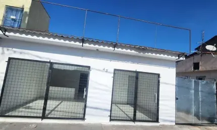 Casa comercial para venda e locação, **Oportunidade Imperdível: Casa Comercial de 300m² em Localiza
