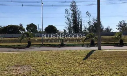 Excelente Terreno Comercial no Condomínio Alphaville Castelo - Oportunidade Imperdível!
