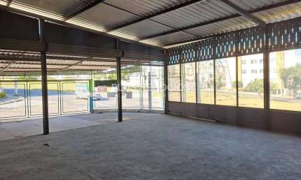 Venda Barracão Comercial 360m² em Av. Santa Cruz, Sorocaba - Excelente Localização, Flexível para D