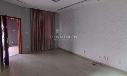 Casa à Venda no Jardim Tulipas, Sorocaba – 3 Quartos, Suíte, Área Gourmet, 168m² e Garagem Coberta