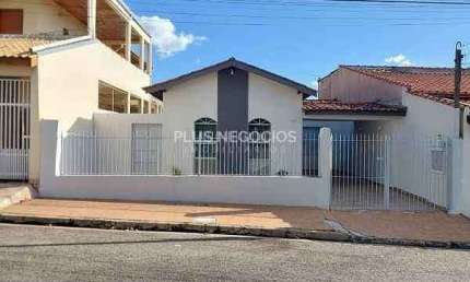 Casa térrea local excelente para se morar muito bem  Jardim São Paulo é uma área desejada, e uma ca