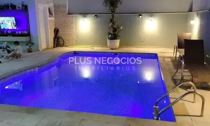 O sobrado de luxo no Condomínio Residencial Sanset parece ser uma verdadeira joia