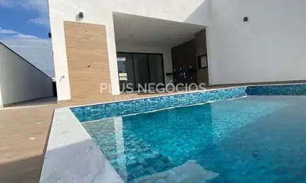 Oportunidade Única!! Casa térrea com 3 suítes, escritório e piscina no Alphaville Nova Esplanada 3,